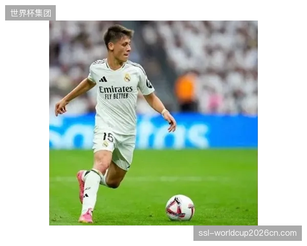 皇马新星居勒尔天赋兑现成疑，世界杯将是其证明身价的舞台。